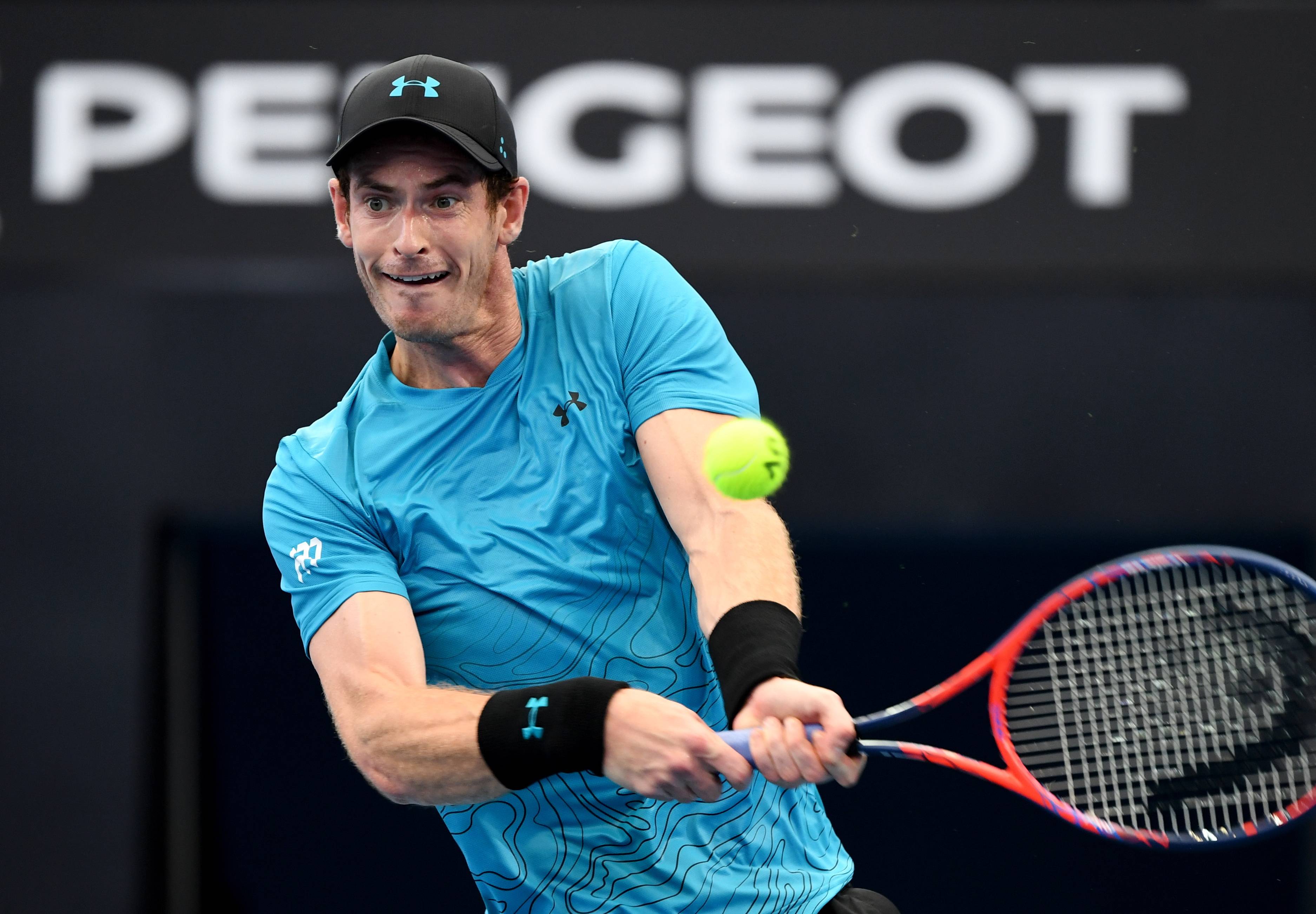 英国网球队力克法国网球队，穆雷送出助攻