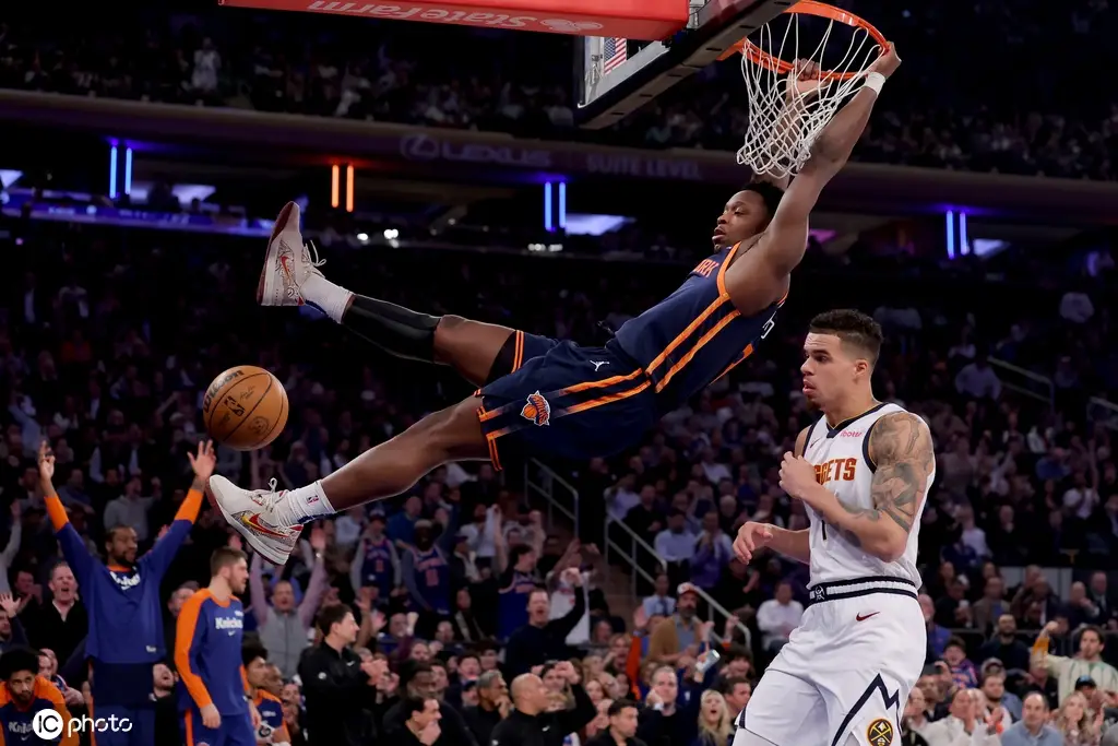 尼克斯爆冷波兰男篮，威斯布鲁克制霸全场