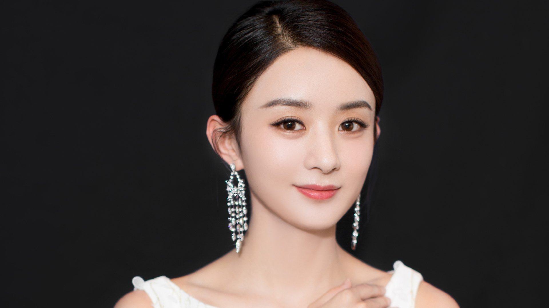 棋局终盘，梅赛德斯的绝杀与佩雷兹的高光舞台