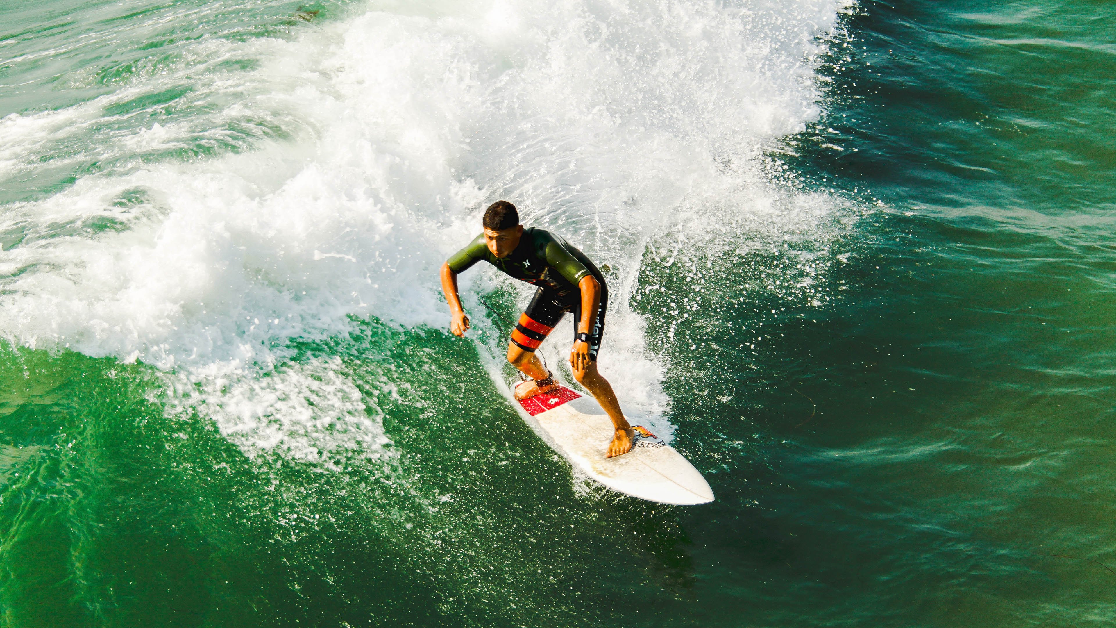 时间裂痕中的逆转，当2026世界杯焦点战照进湖人逆转之夜