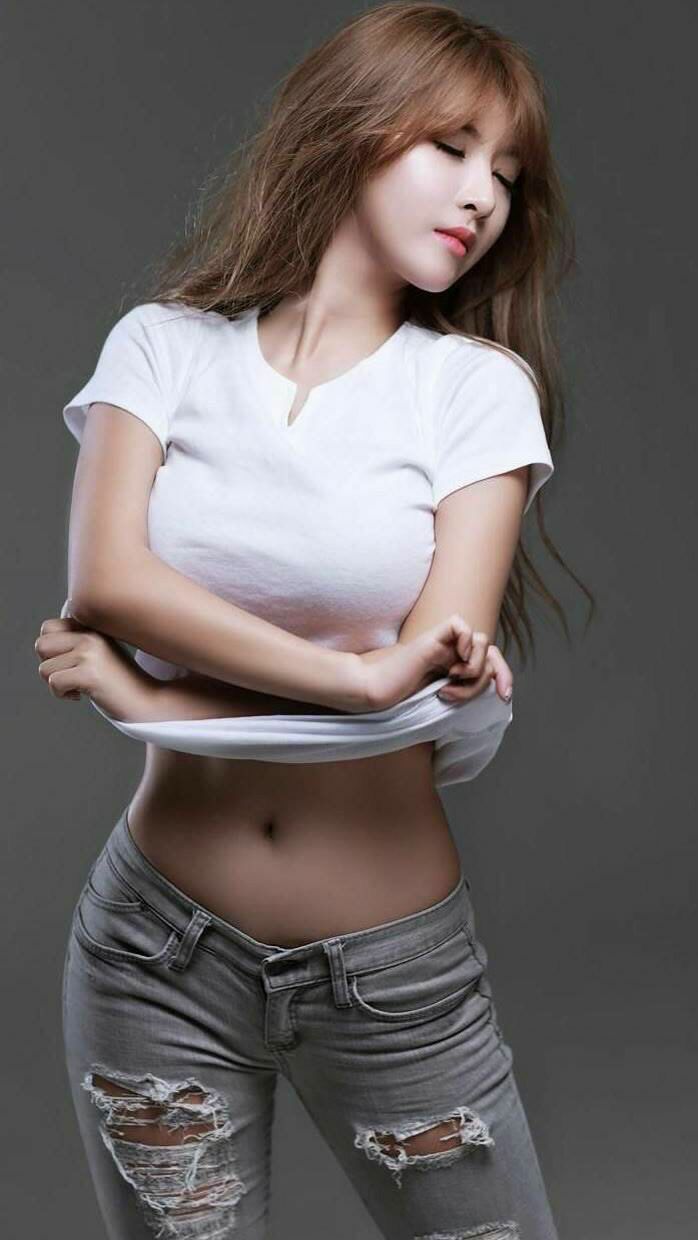 封锁线外的弧线，当卡塞米罗一脚踢开僵局时，东京与基辅之间的寂静战争