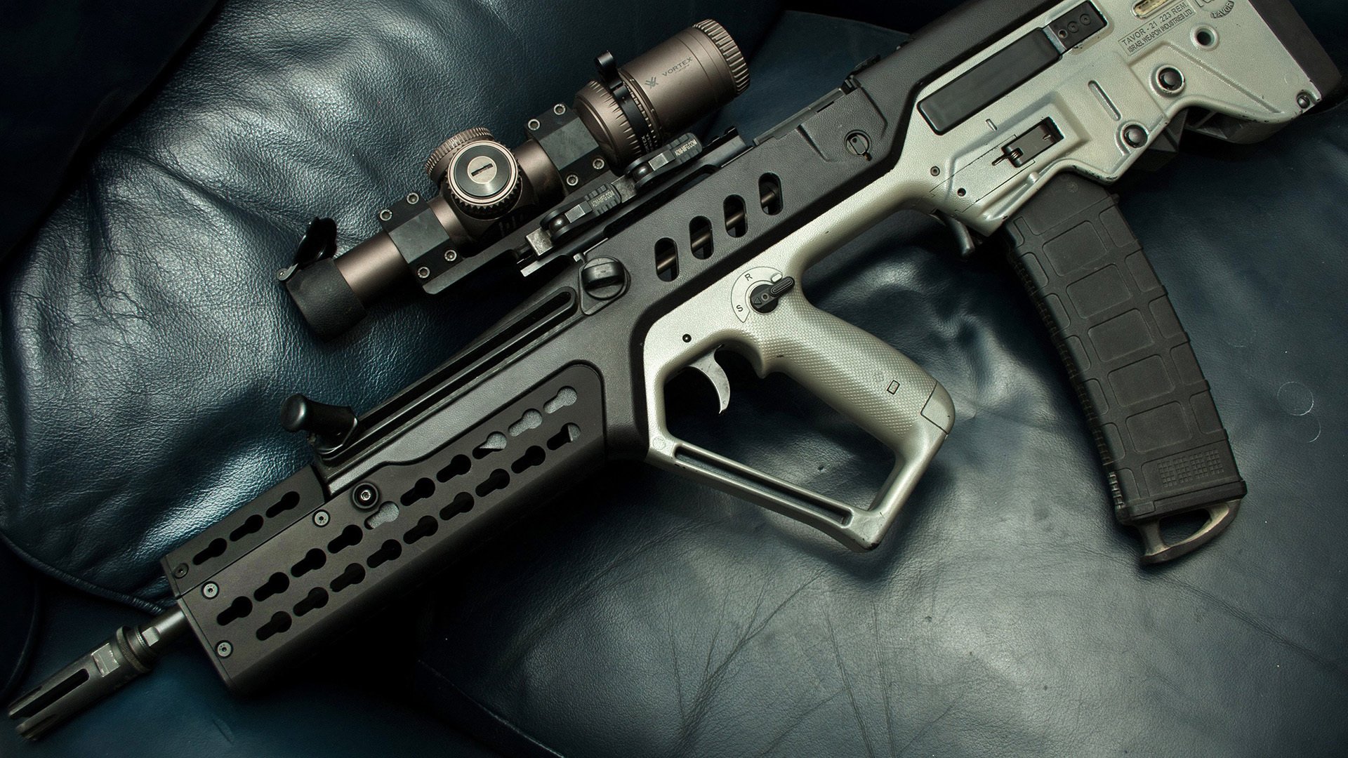 双城记，当亚平宁的绿茵与明尼苏达的篮筐同夜轰鸣